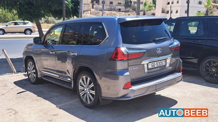 Lexus LX570 2016