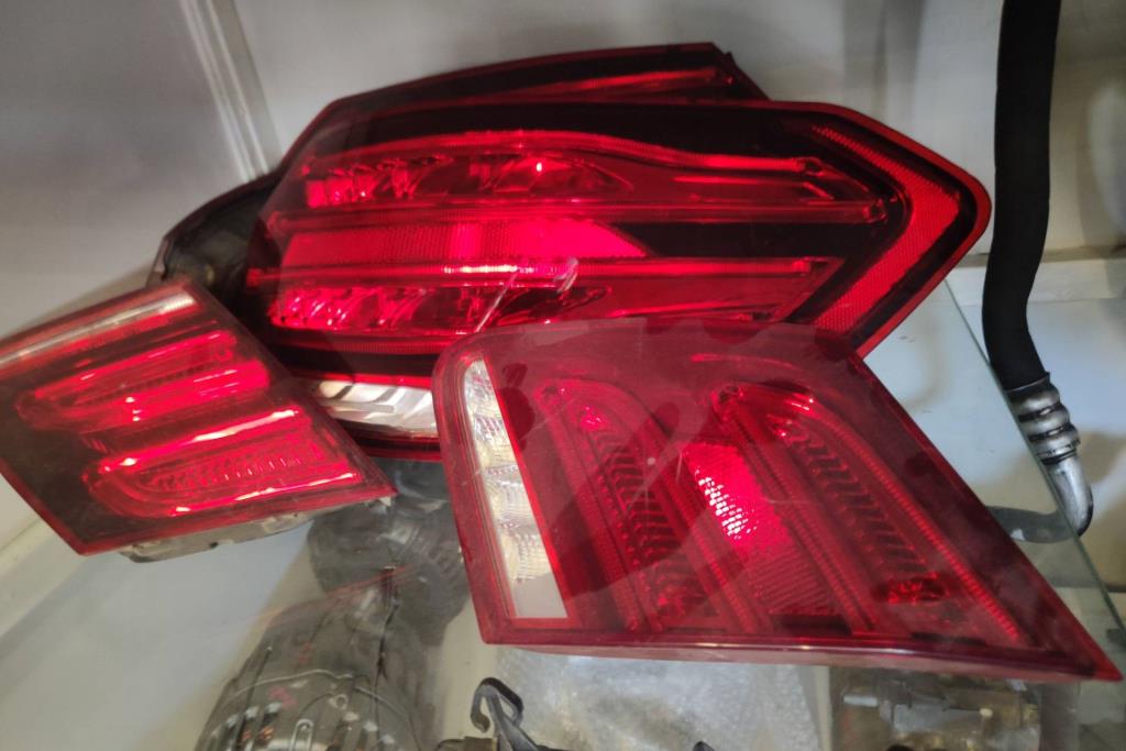 Lights Rear light Mercedes Benz E200
