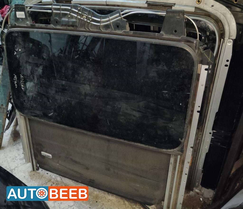 Body  Sunroof Mercedes Benz ML350