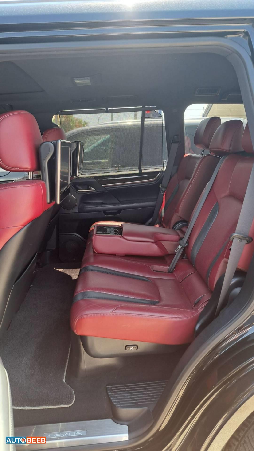 Lexus LX570 2020
