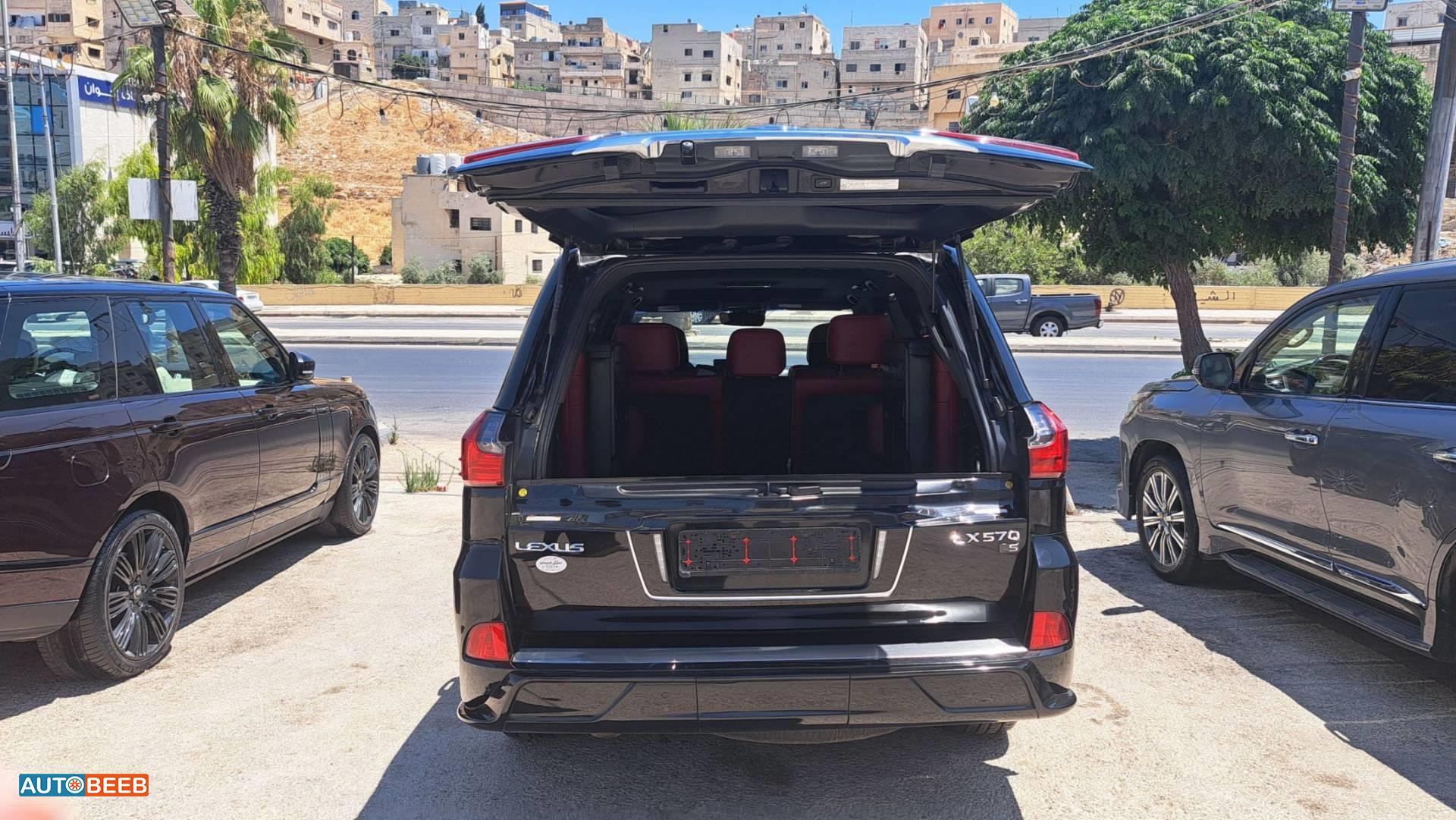 Lexus LX570 2020