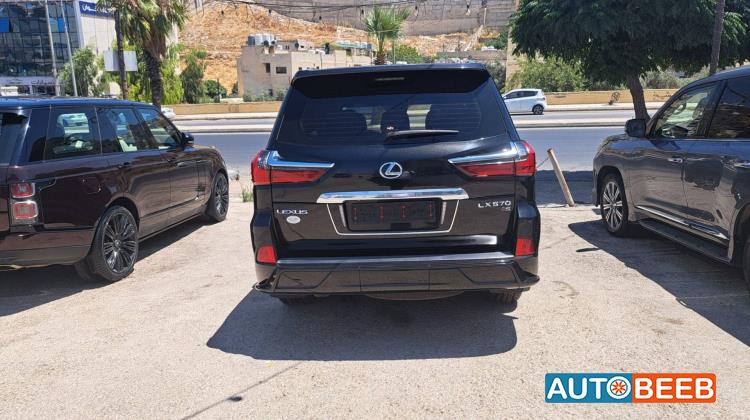 Lexus LX570 2020