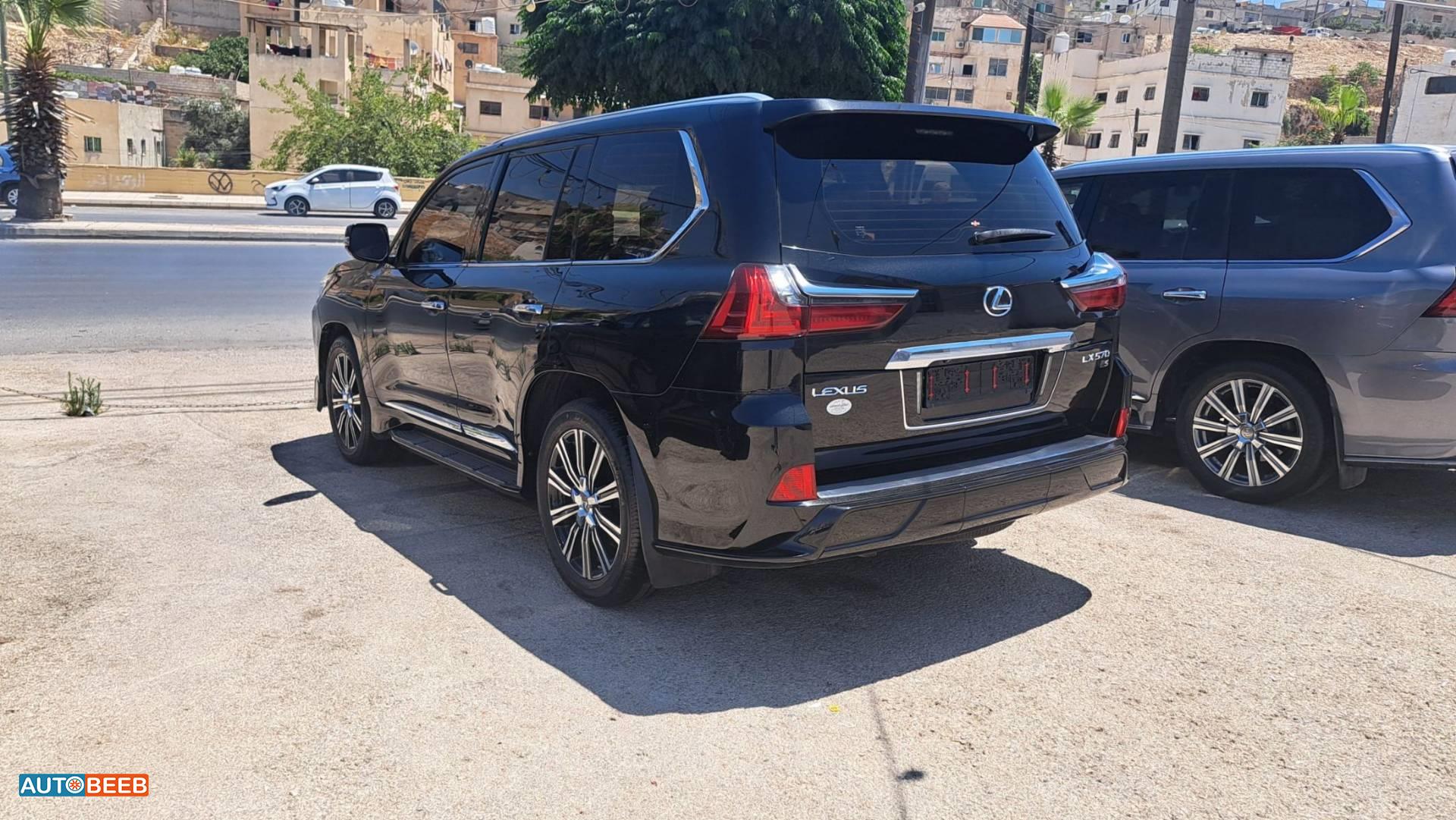 Lexus LX570 2020