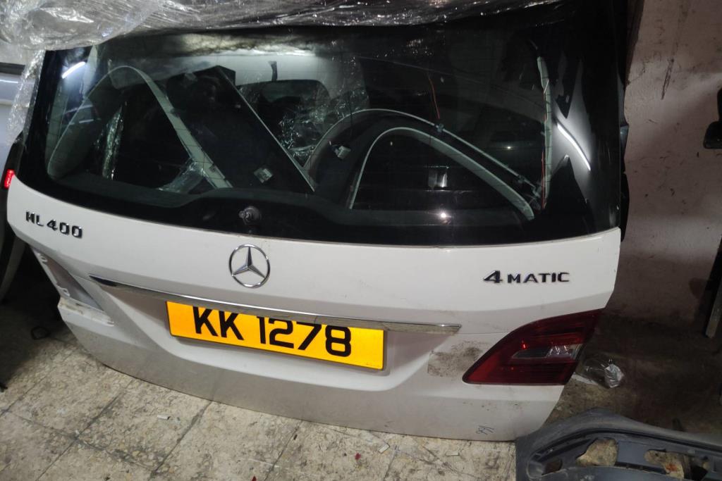 Body  Trunk Mercedes Benz ML400