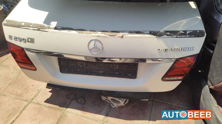 غطاء خلفي مرسيدس E250 2014 2015