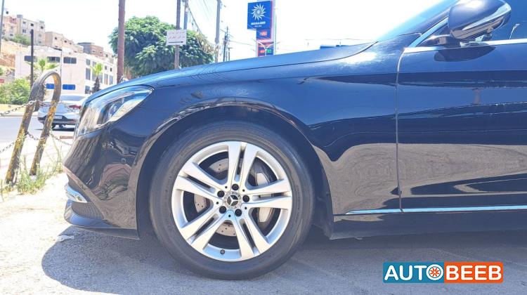 Mercedes Benz S320 2019
