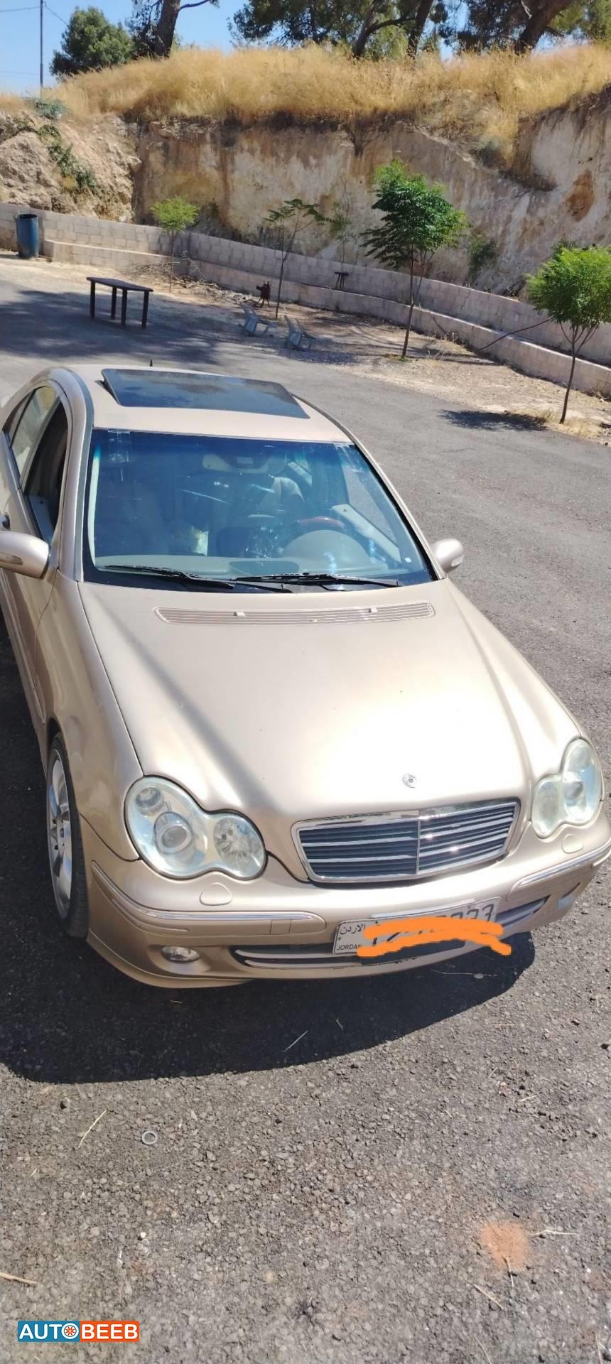 مرسيدس بنز C200 2001