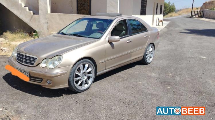 مرسيدس بنز C200 2001