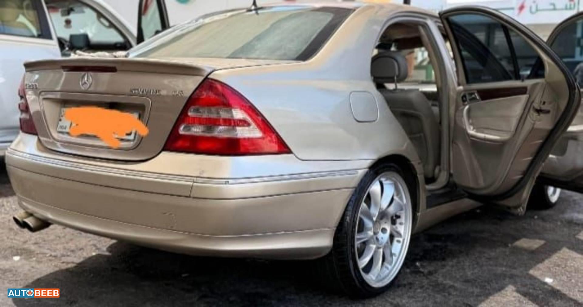 مرسيدس بنز C200 2001