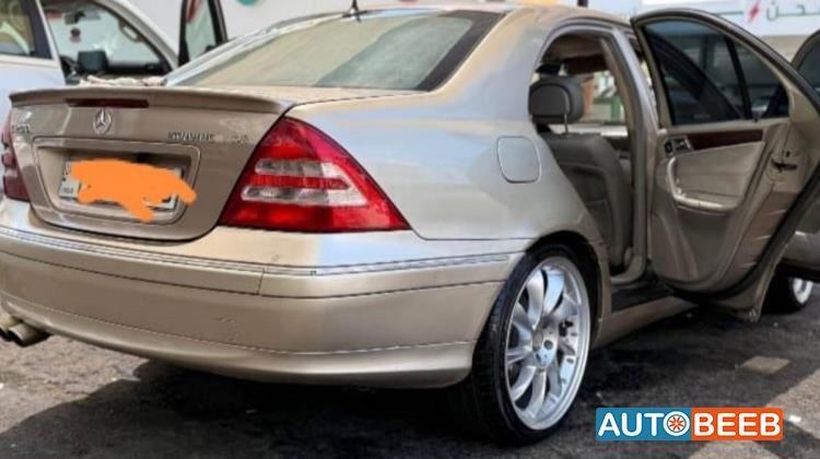مرسيدس بنز C200 2001