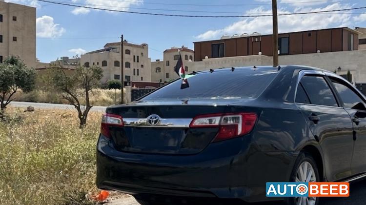 Toyota Camry 2012