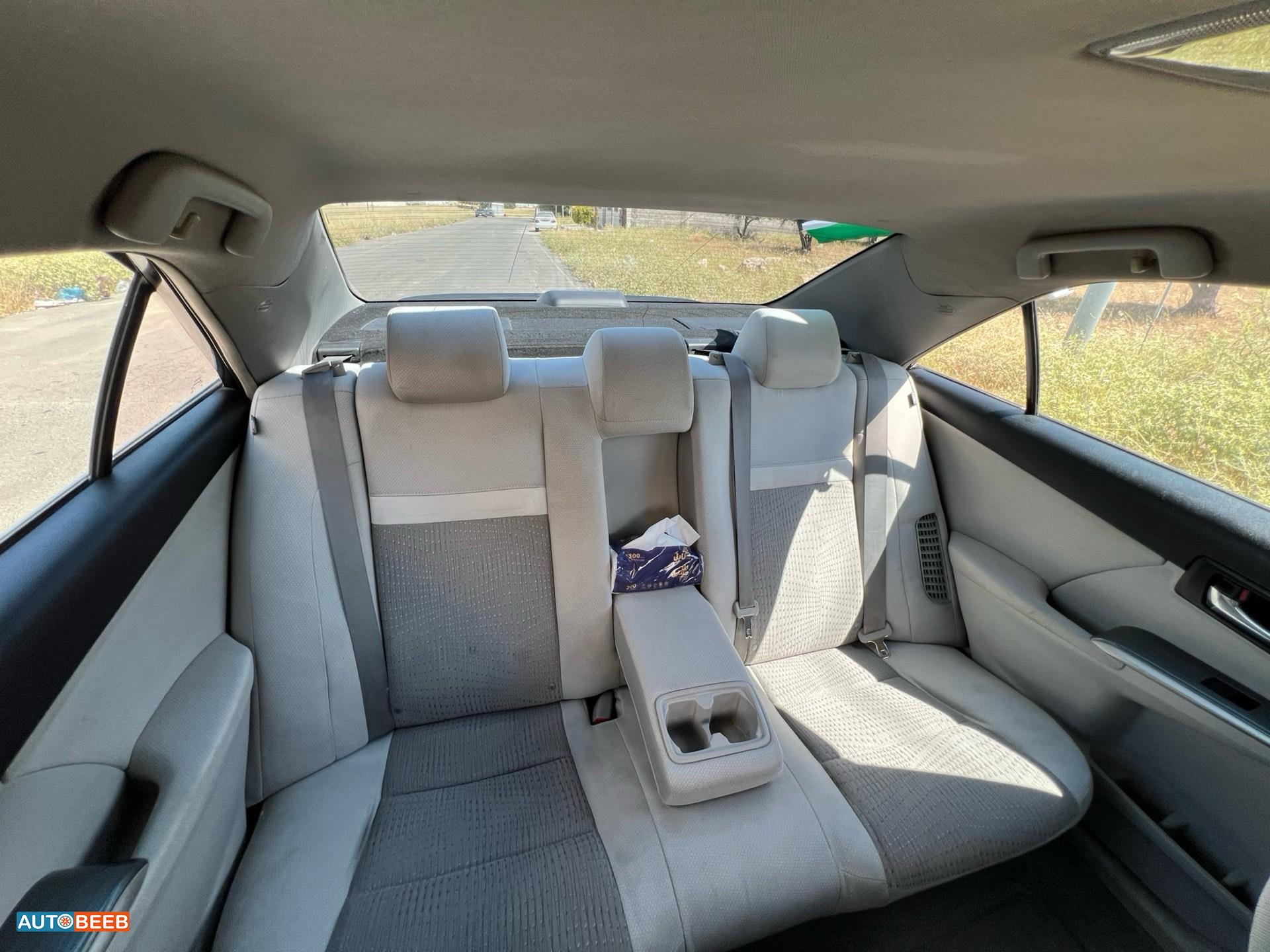Toyota Camry 2012