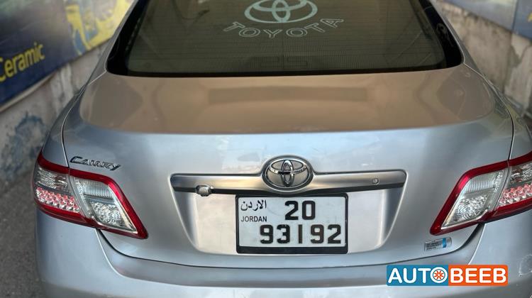 Toyota Camry 2011