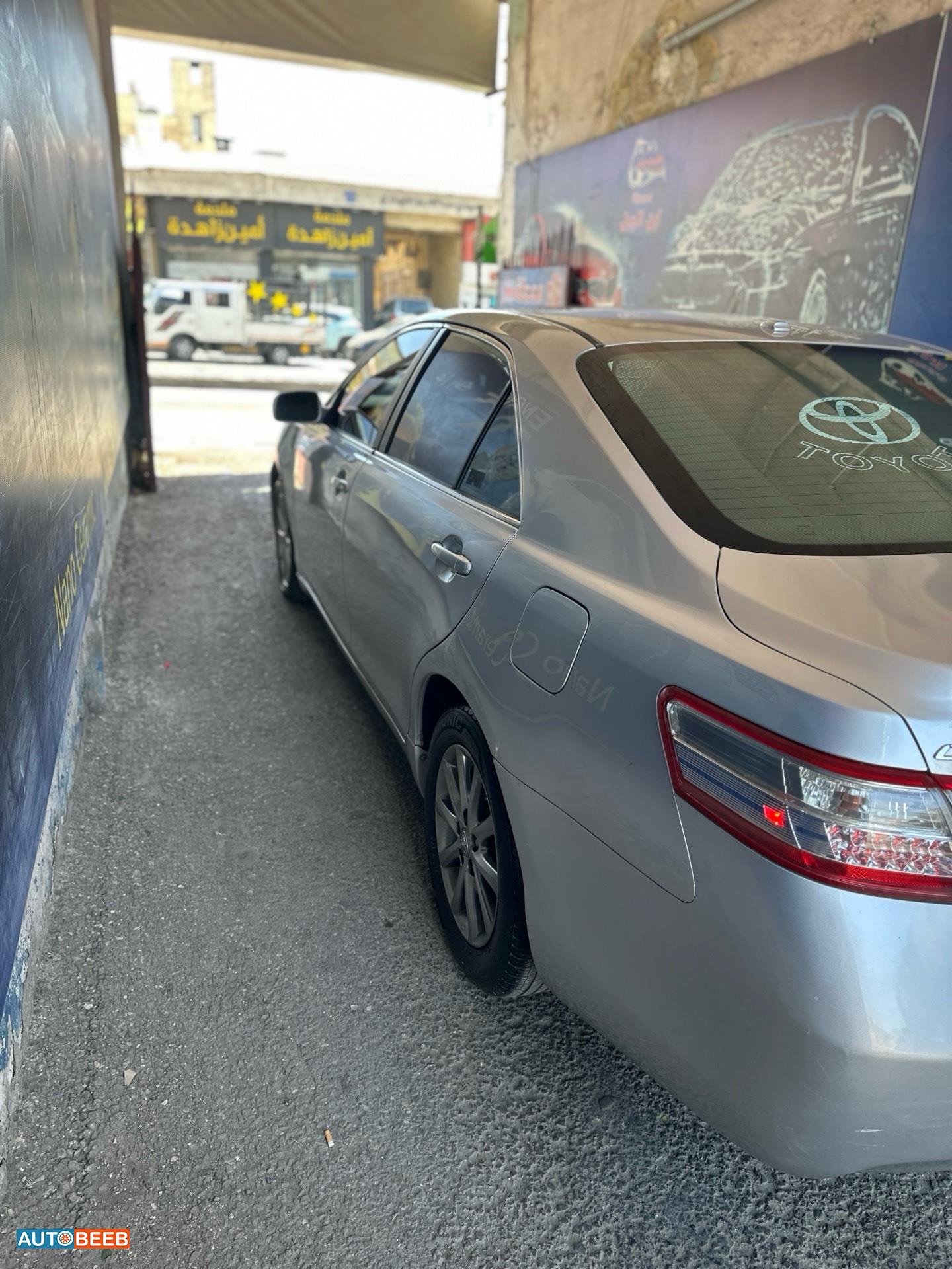 Toyota Camry 2011