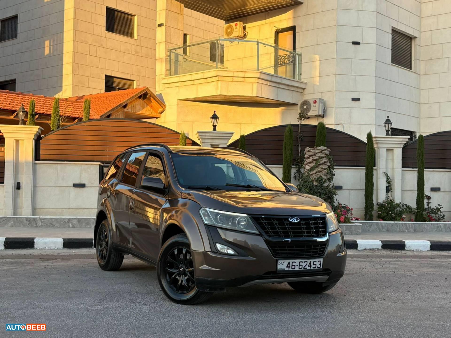 Mahindra XUV500 2019