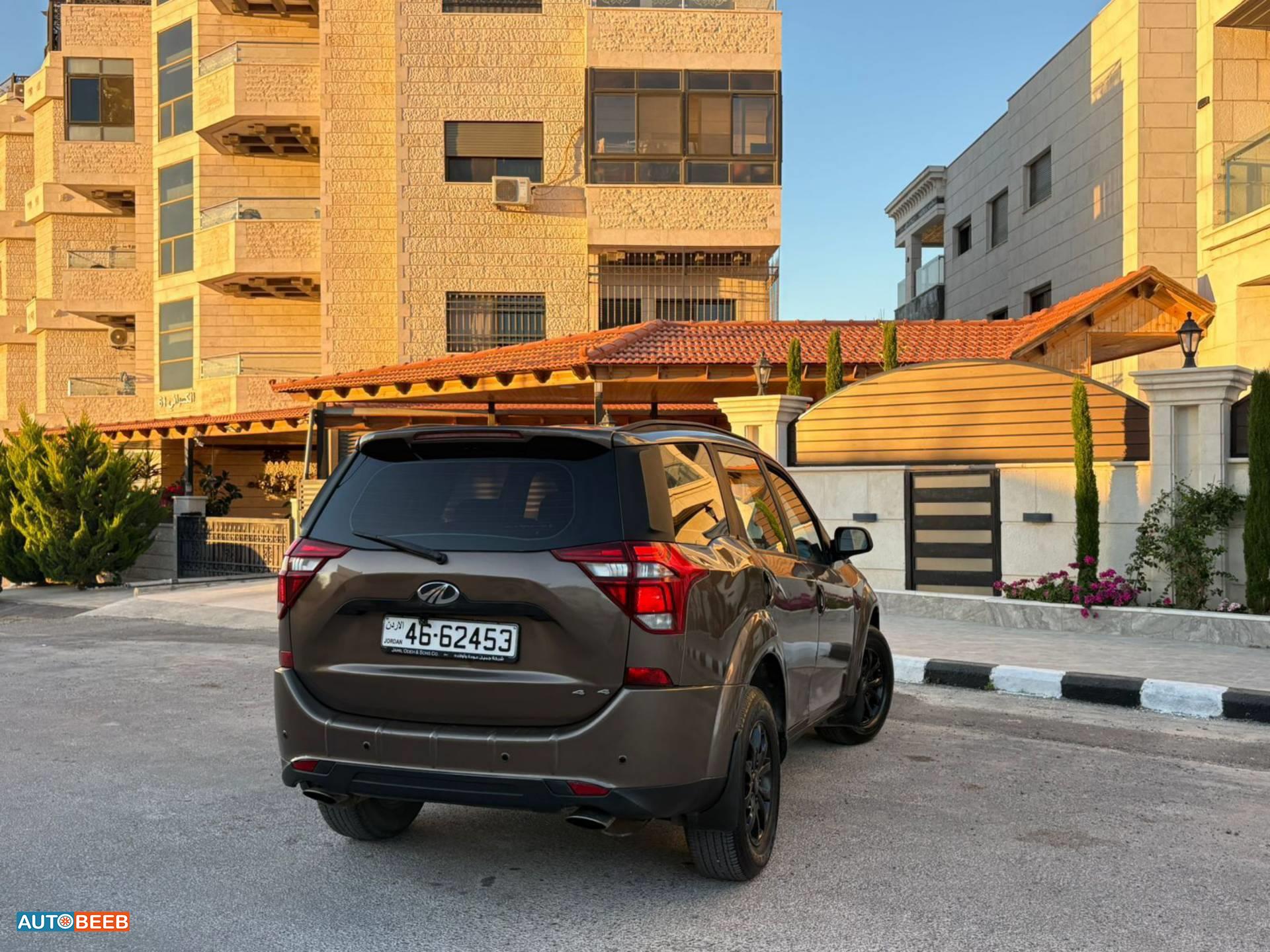 Mahindra XUV500 2019