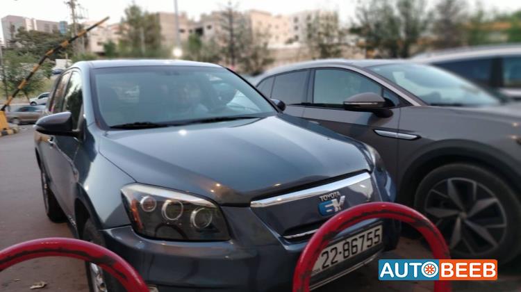 تويوتا راف فور 2014