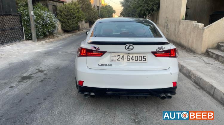 Lexus IS300 2015