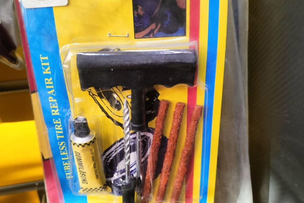 مخرز عجل