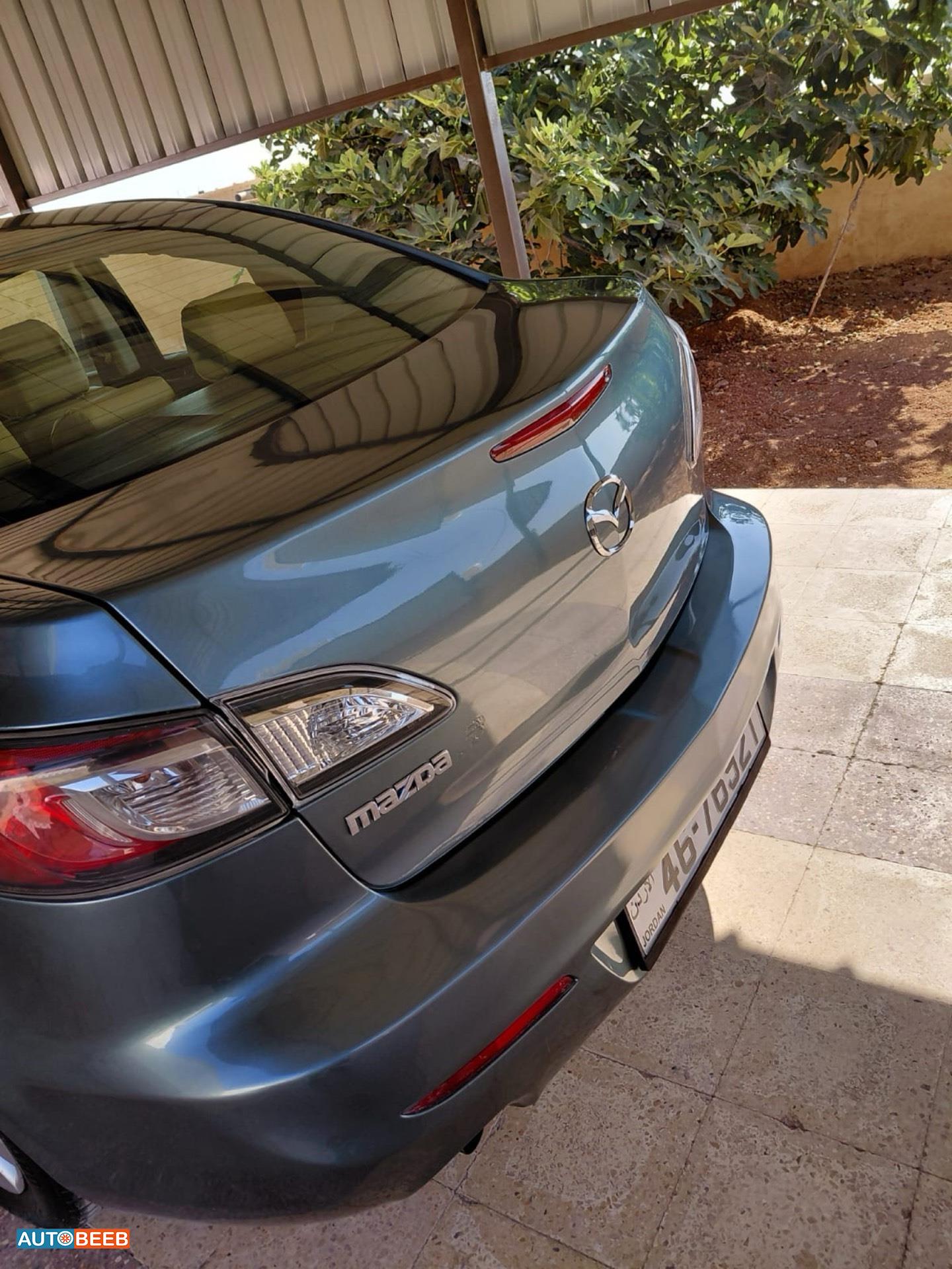 Mazda 3 2012