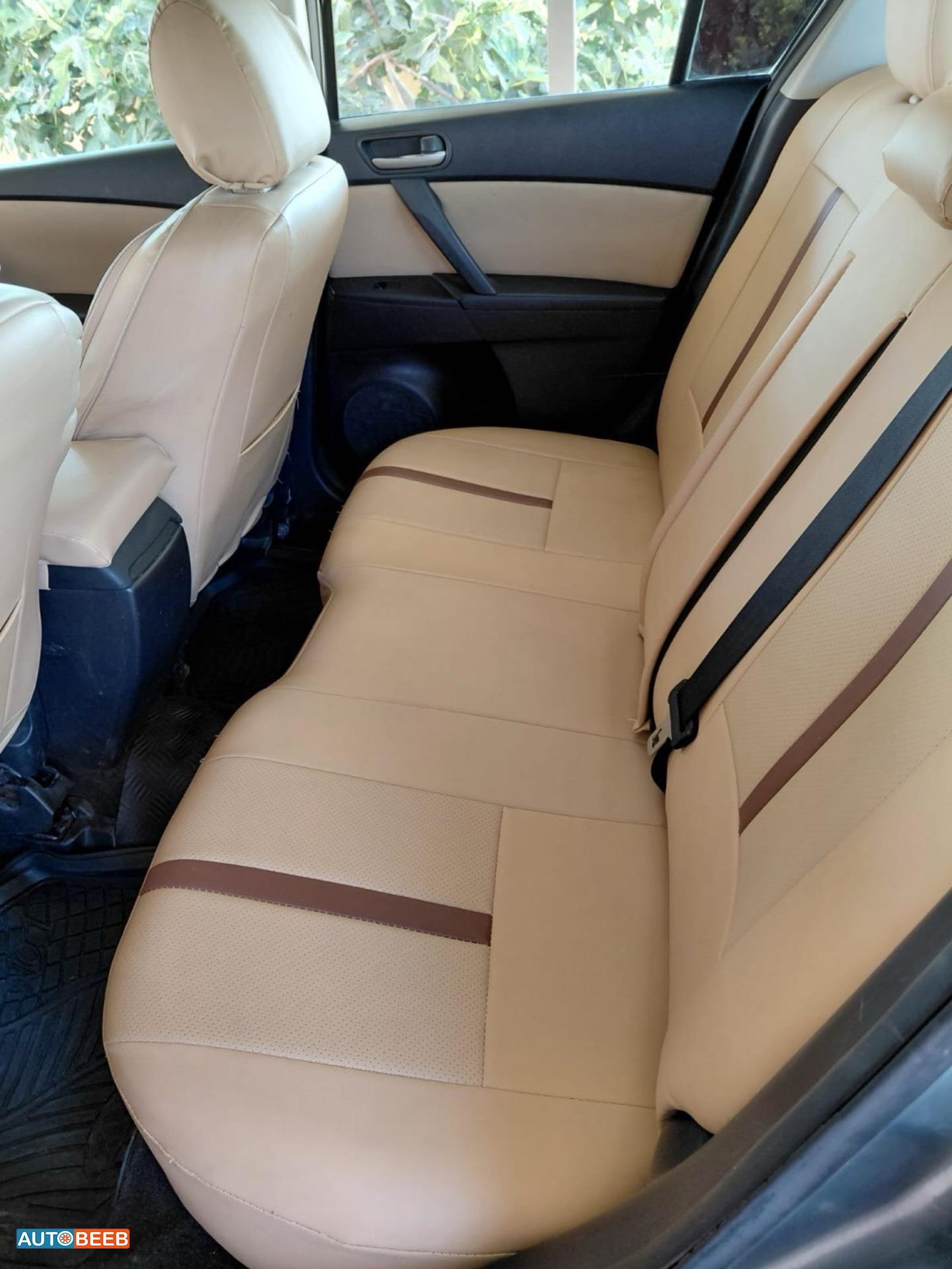 Mazda 3 2012