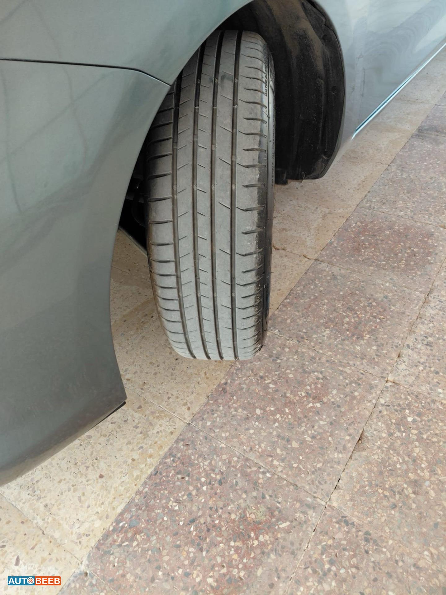 Mazda 3 2012