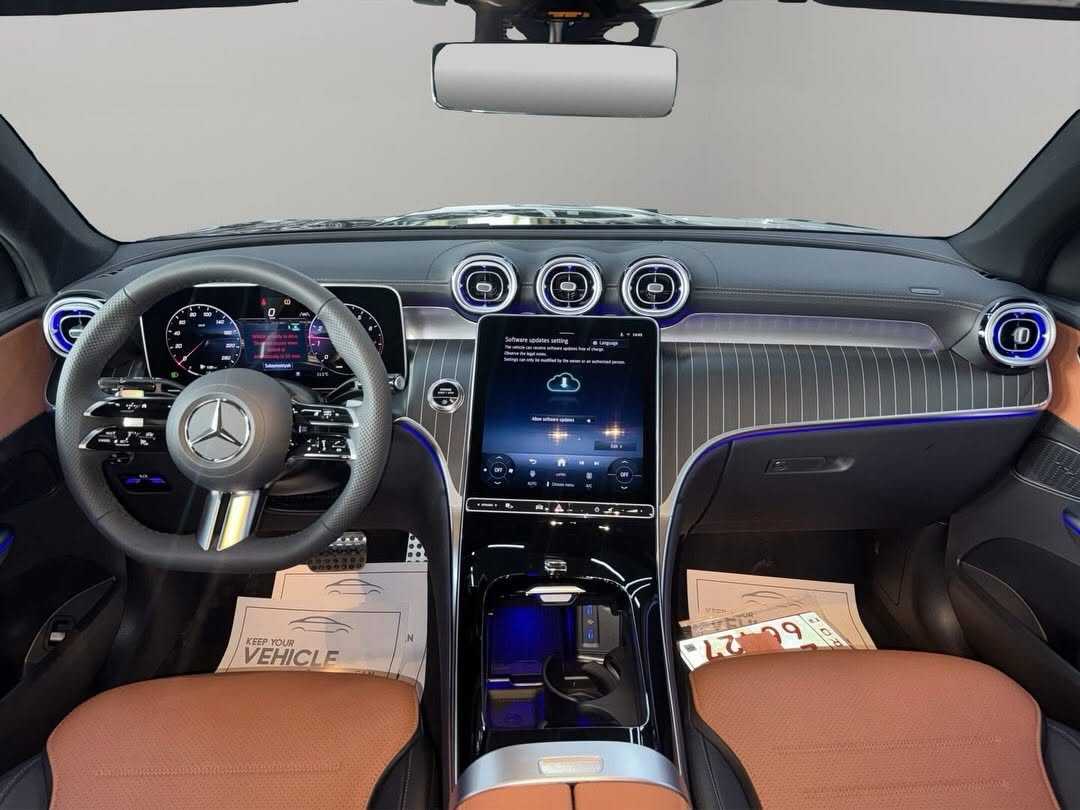 Mercedes Benz GLC200 2026