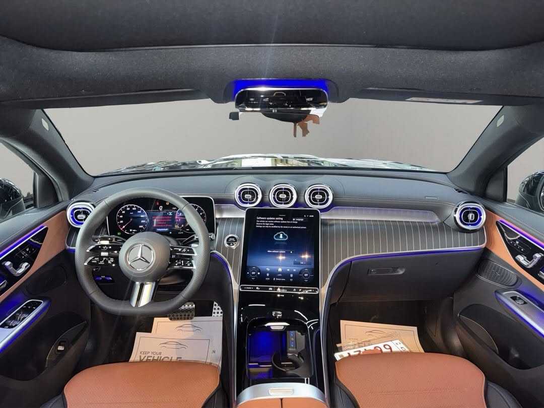 Mercedes Benz GLC200 2026
