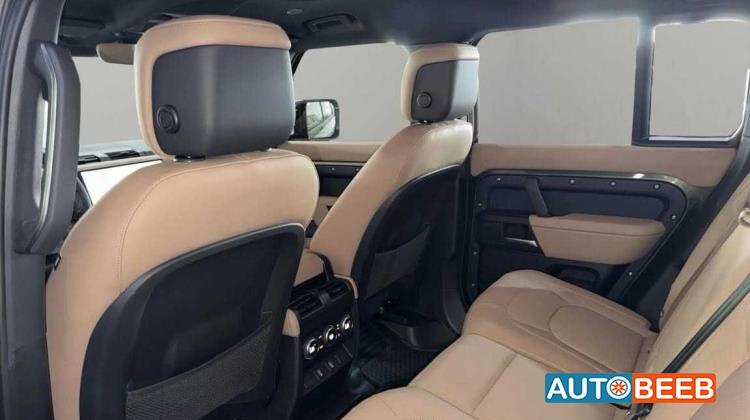 Land Rover Defender 2026