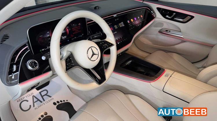 Mercedes Benz E200 2025