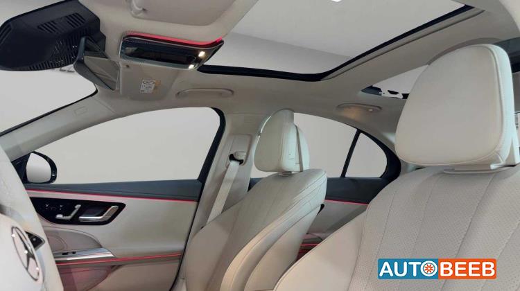 Mercedes Benz E200 2025