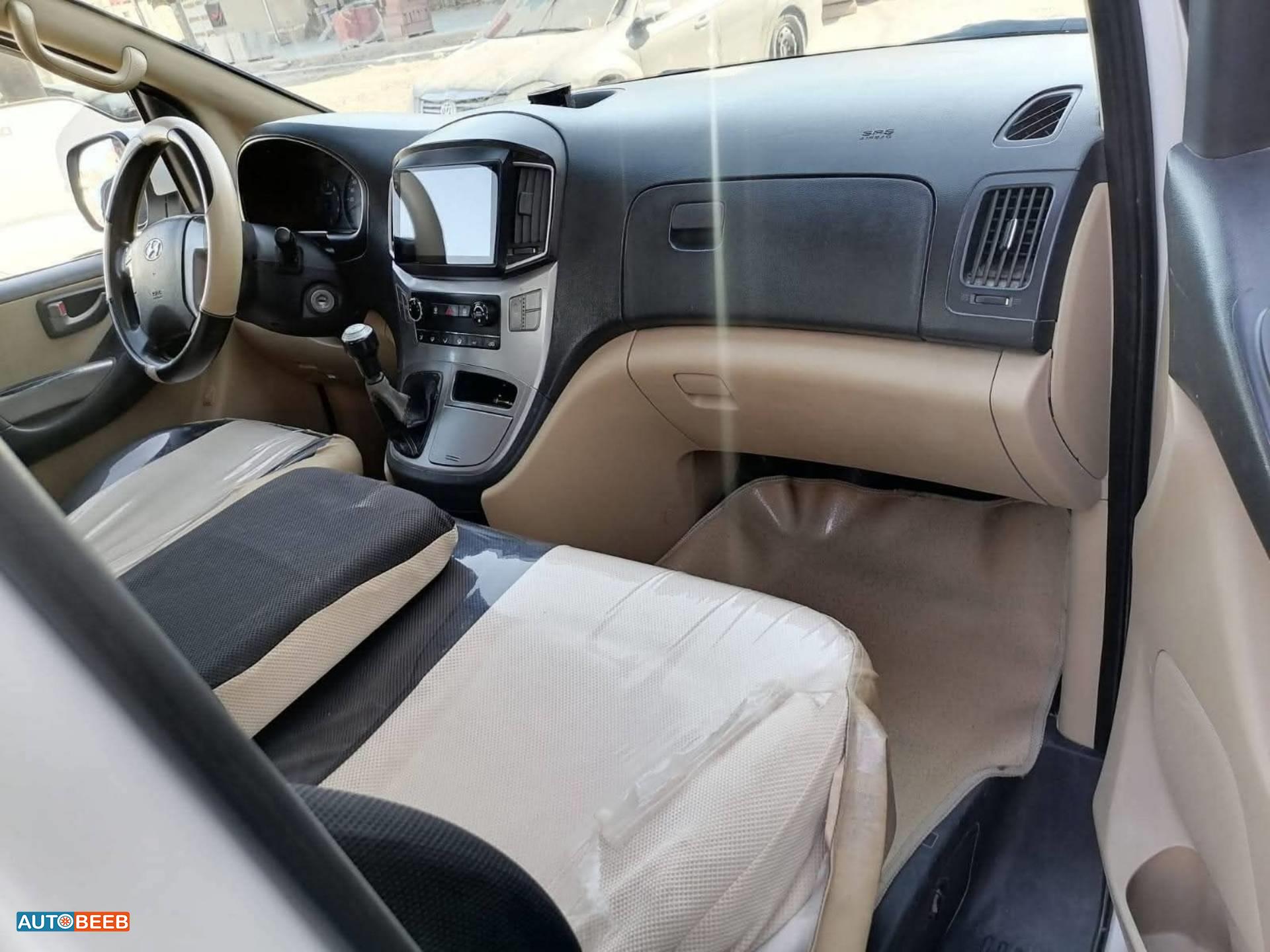 Hyundai  2019