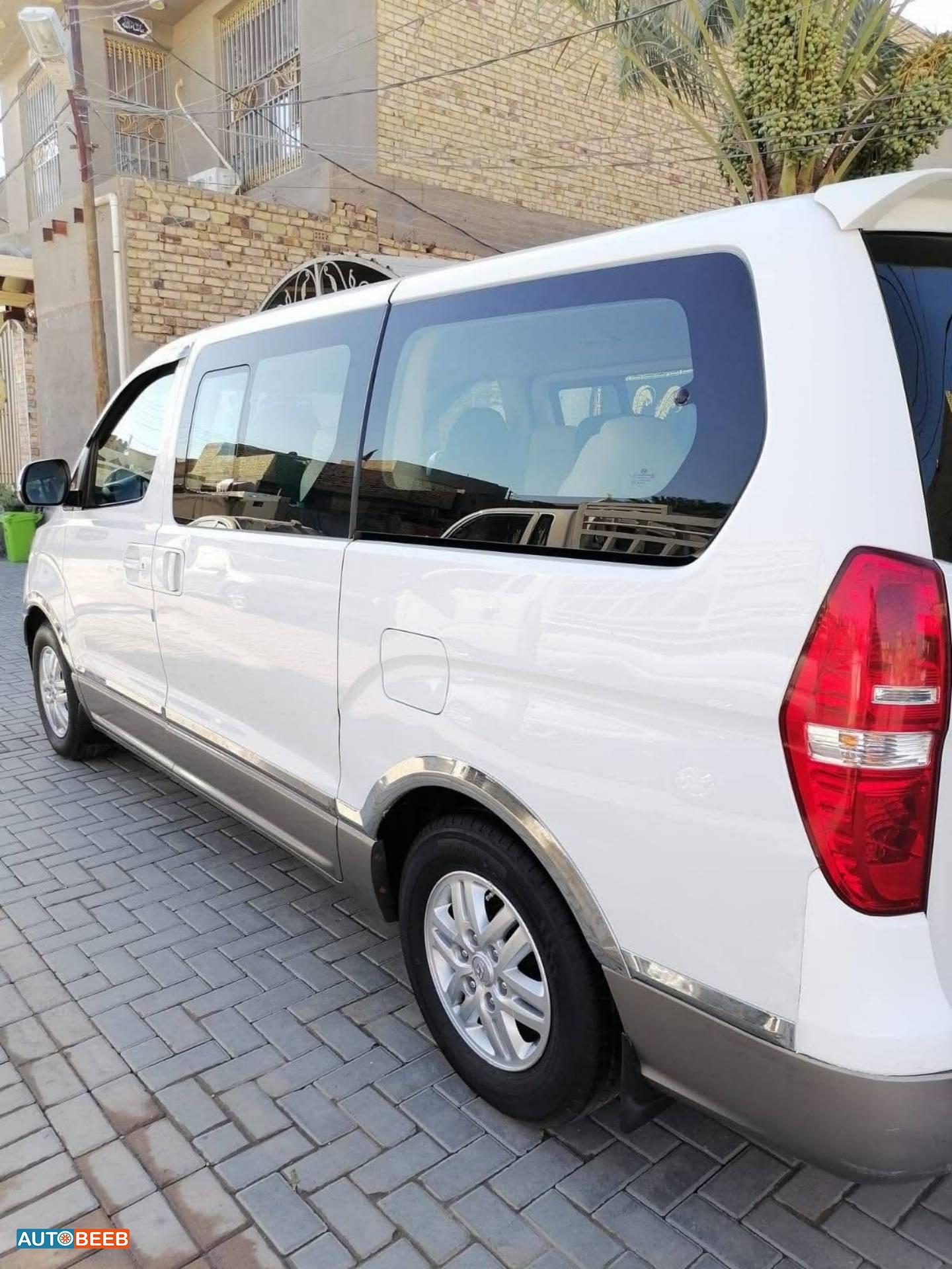 Hyundai  2019