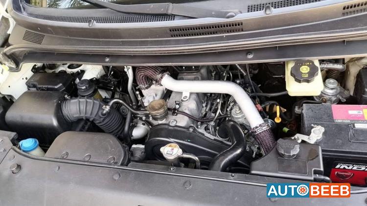 Hyundai  2019