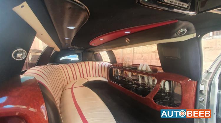Lincoln Town Car 2002