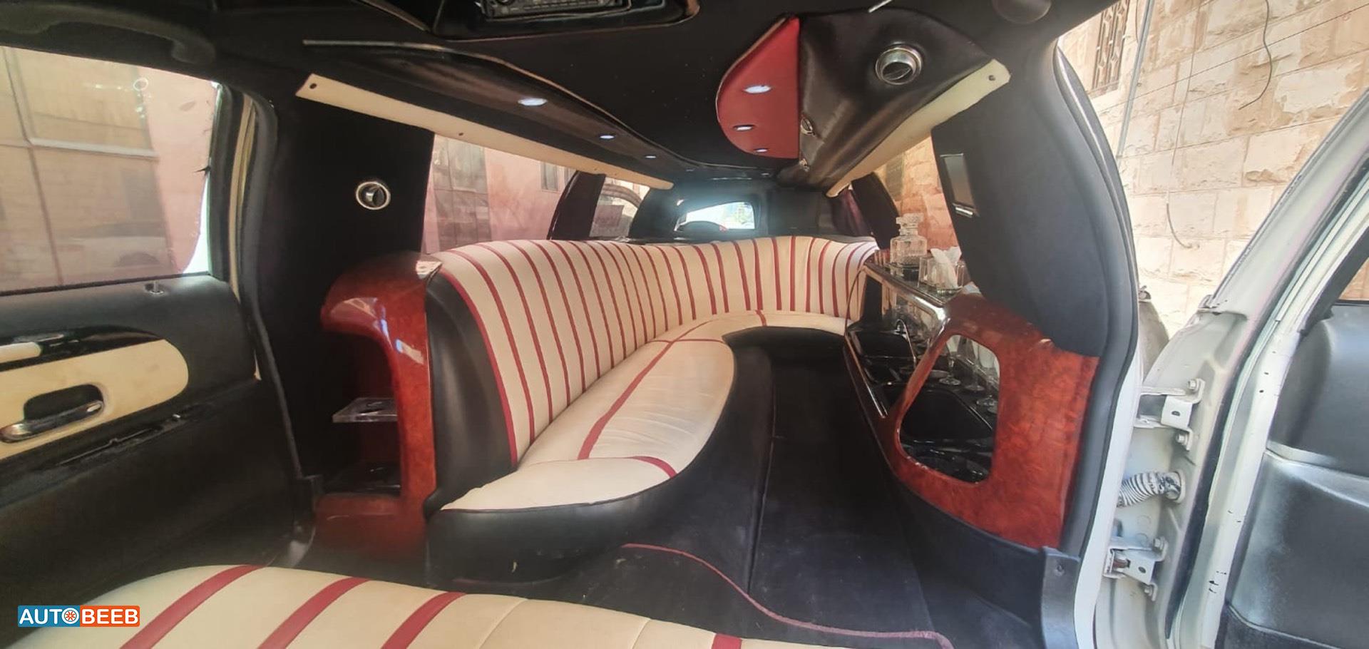 Lincoln Town Car 2002