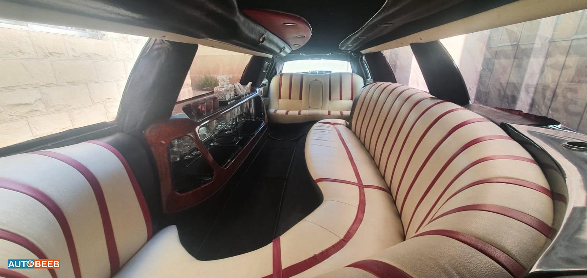 Lincoln Town Car 2002