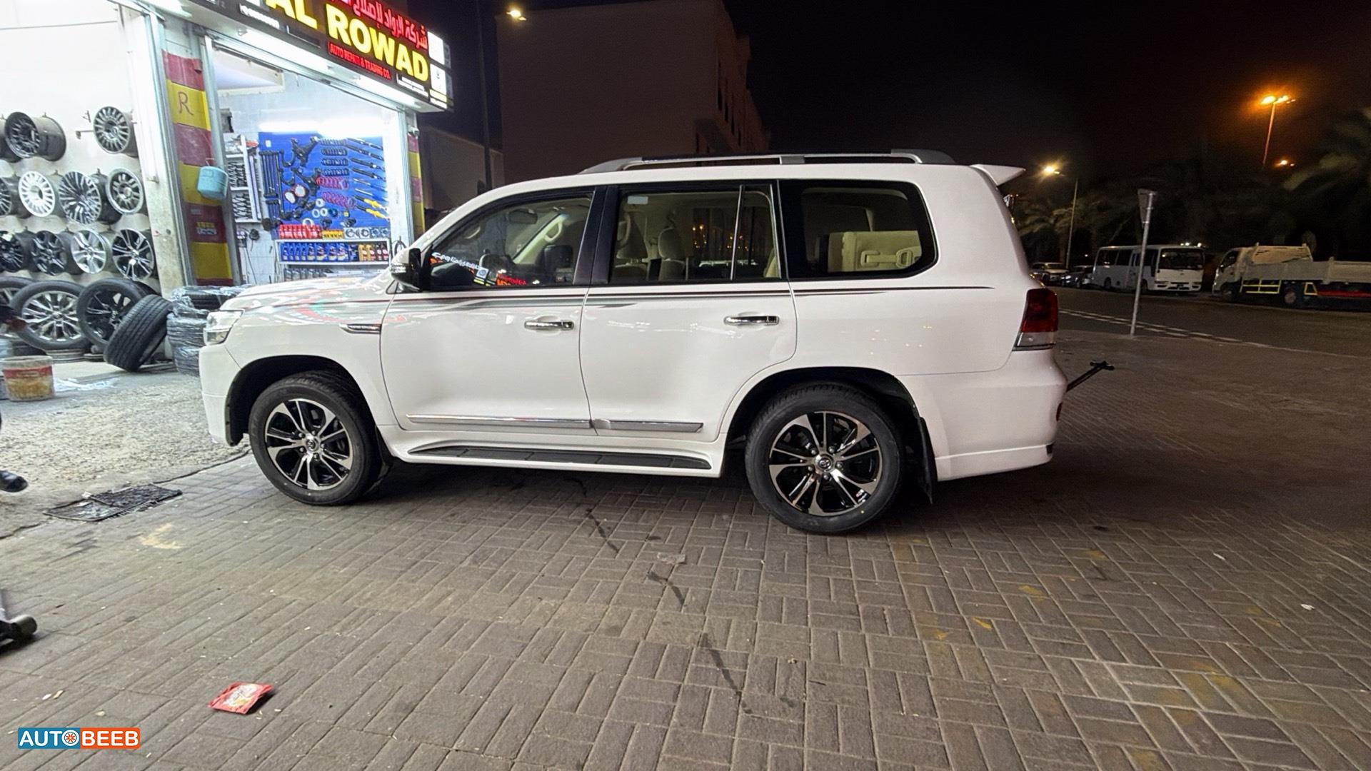 Toyota Land Cruiser 2018