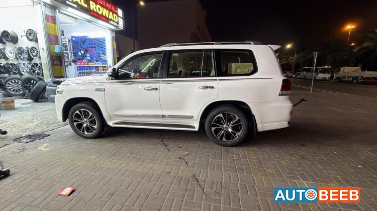 Toyota Land Cruiser 2018