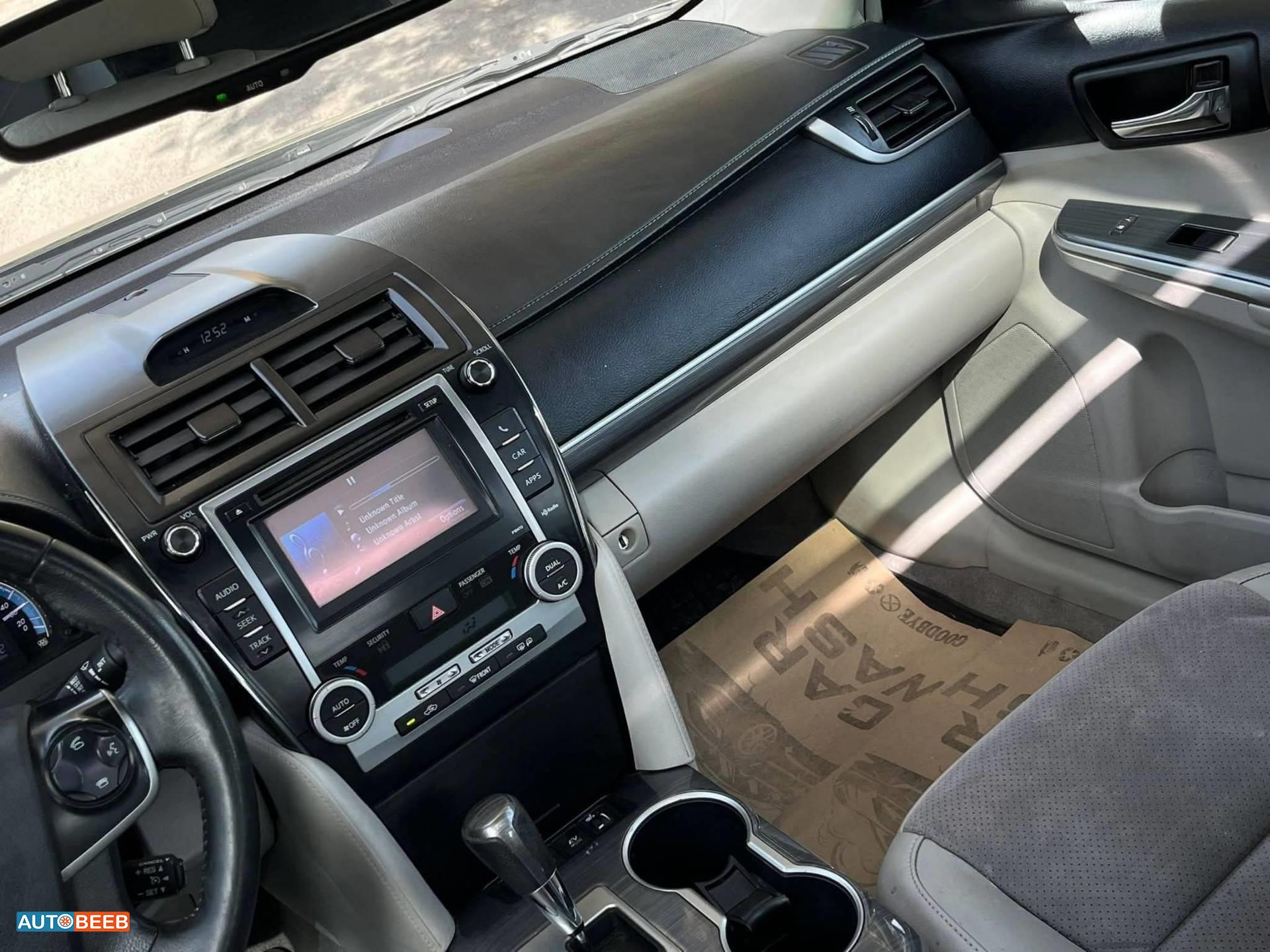 Toyota Camry 2012