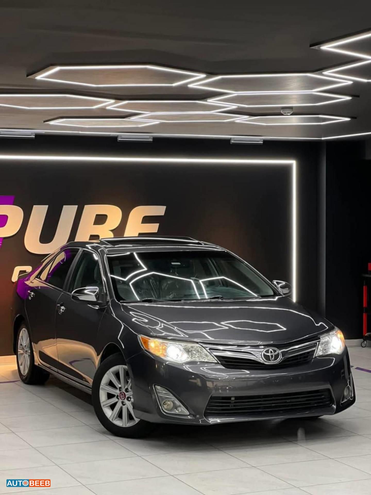Toyota Camry 2012