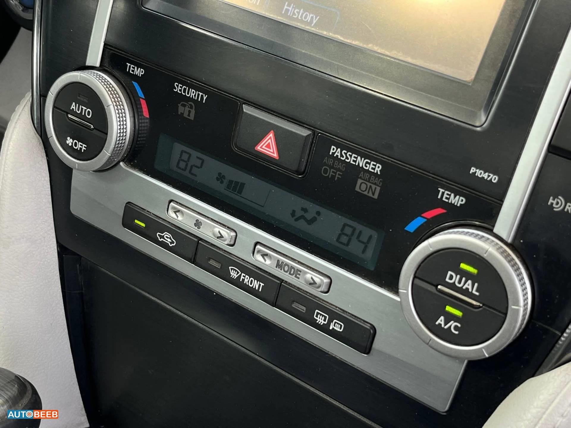Toyota Camry 2012