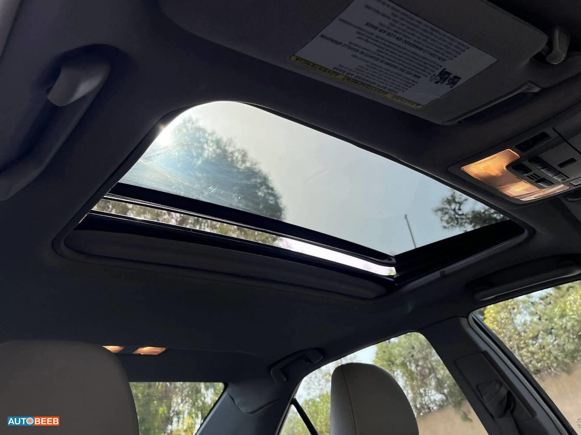 Toyota Camry 2012