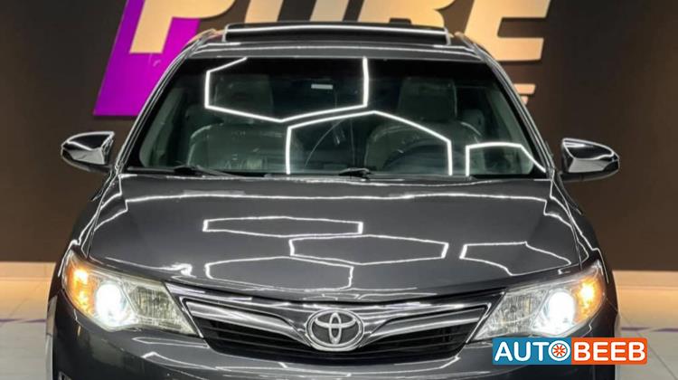 Toyota Camry 2012