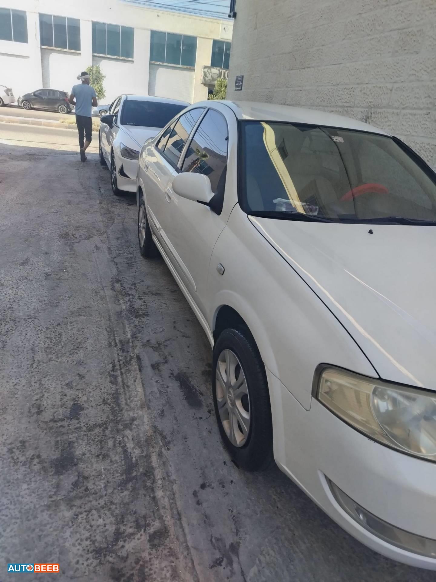 Nissan Sunny 2012