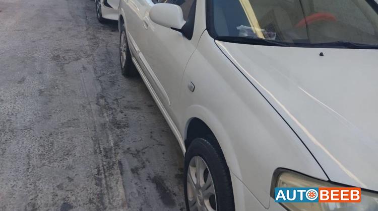 Nissan Sunny 2012