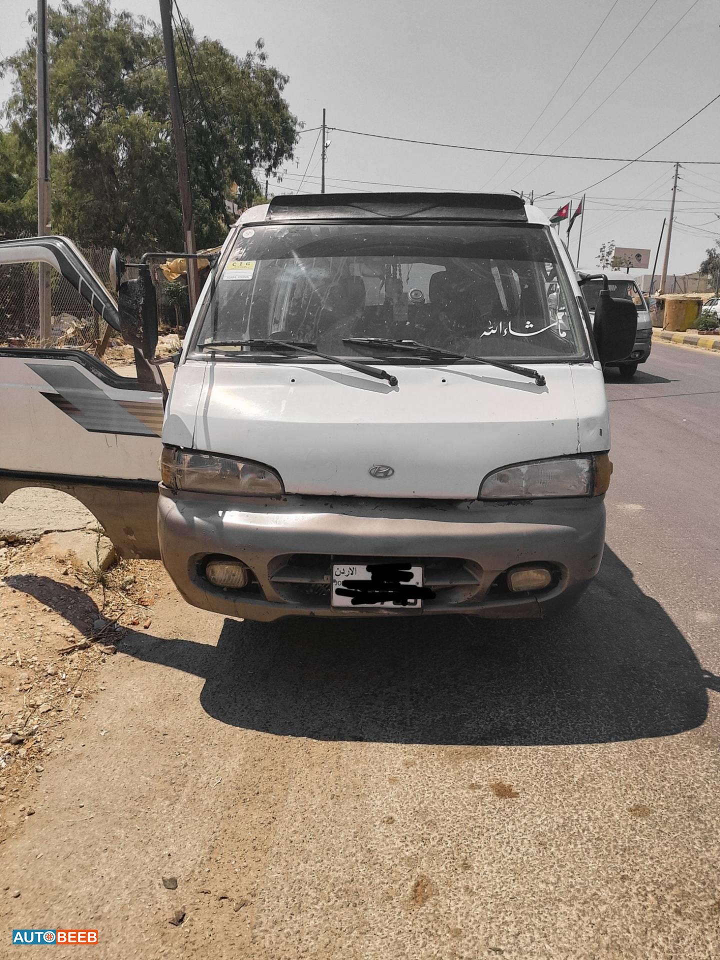 Minibus Hyundai 1996