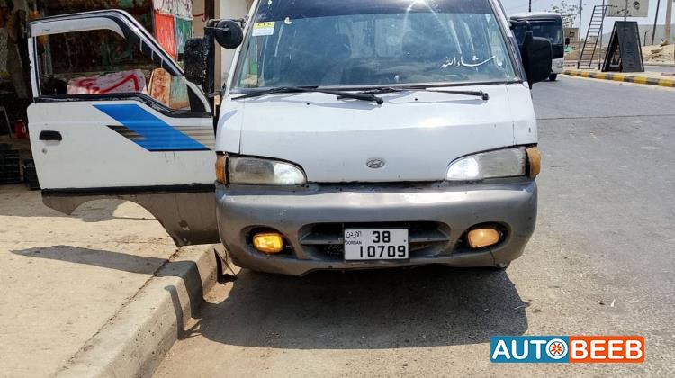 Minibus Hyundai 1996