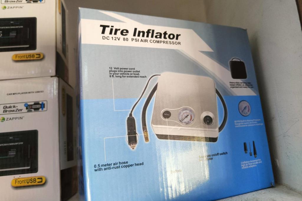  Tyre Air Pump  