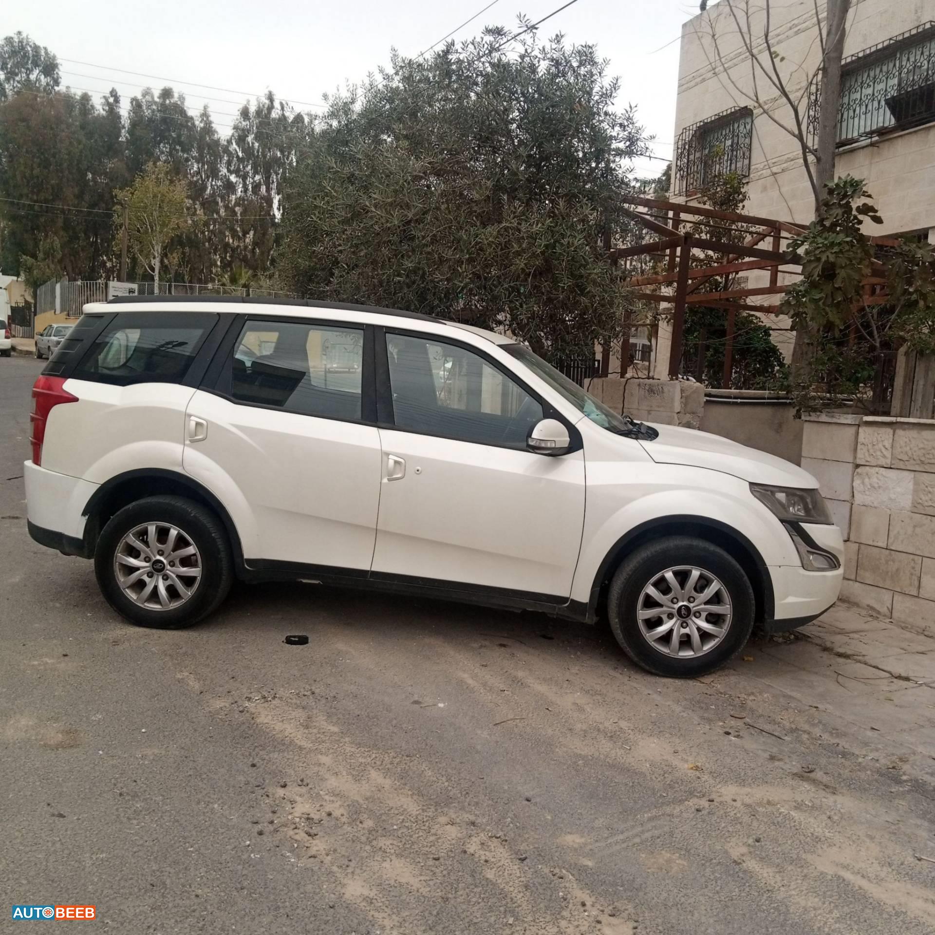 Mahindra XUV500 2018